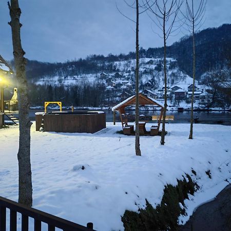 Villa Vikendica Mihic Zvornik Exterior foto